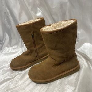 UGG Lil Sunshine Boots